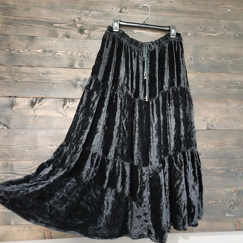 Black Tiered Velvet Maxi Skirt Whimsigoth Fairy Grunge Large XL One Size Rayon